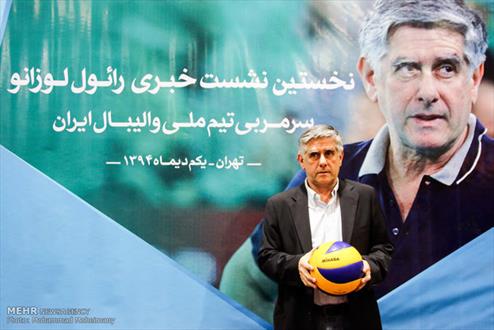 افتخار می‌کنم سرمربی تیم ملی ایران شدم/ برای یک رویا اینجا هستم