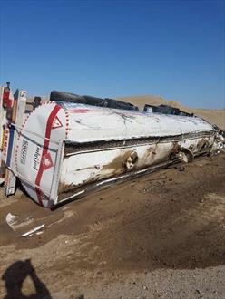 یک کشته بر اثر واژگونی کامیون در ایرانشهر