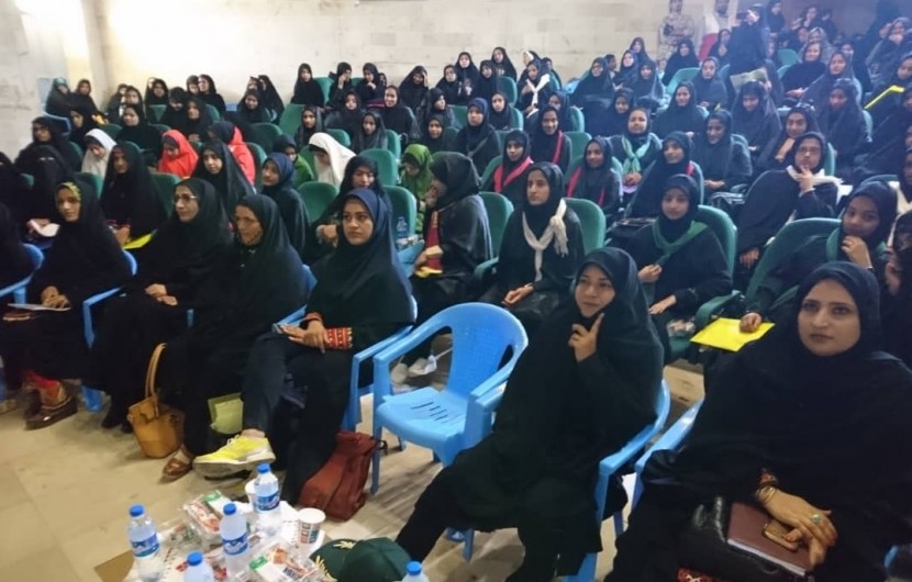 همایش بزرگ زن مسلمان بلوچ در ایرانشهر