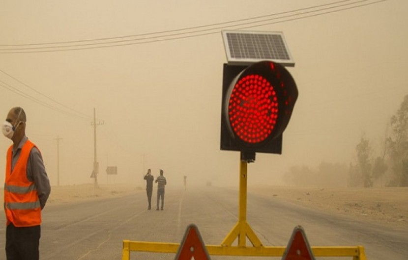 سرعت وزش باد در سیستان به 104 کیلومتر بر ساعت رسید/ غلظت غبار در آسمان زابل، 8 برابر حد مجاز
