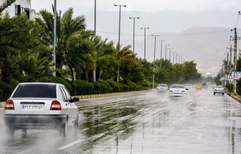 تردد در محورهای استان عادی و روان است/ دریای عمان مواج و متلاطم می شود