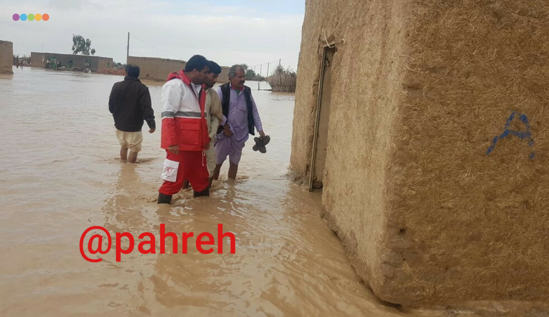 امداد رسانی جمعیت هلال احمر ایرانشهر به سیل زدگان