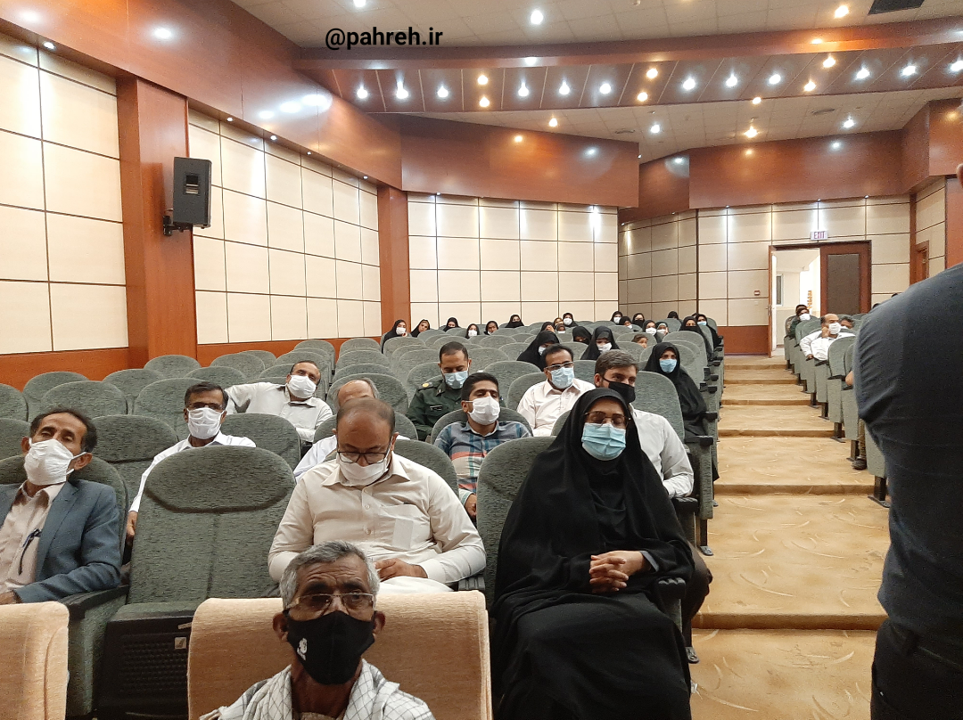 برگزاری مراسم تجلیل و تکریم از رزمندگان سرافراز و پیشکسوتان دوران دفاع مقدس در ایرانشهر