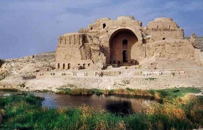 پتانسیل سیستان و بلوچستان در جذب 10 میلیون توریست به کشور/ بهشت باستان شناسی ایران مقصد جدید گردشگران می شود