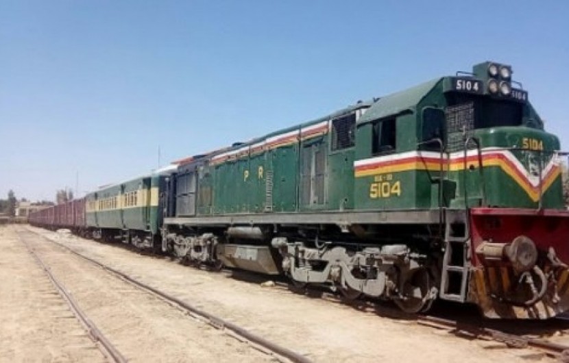 خروج قطار باری پاکستان در زاهدان از ریل/ این حادثه تلفات جانی نداشت
