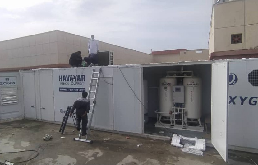 بهره برداری دستگاه اکسیژن ساز ۶۰۰ لیتری در بیمارستان ولایت راسک/تقویت زیرساخت‌های تخصصی درمانی از اولویت‌های مرکزی است