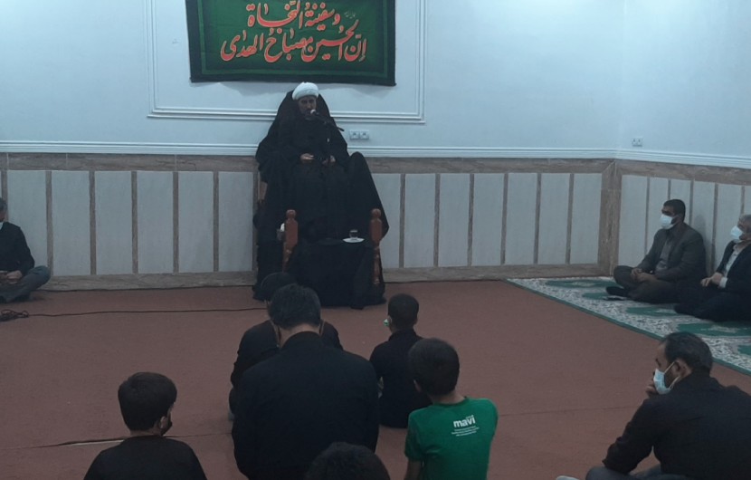 گزارش تصویری/ برگزاری مراسم عزاداری دهه دوم محرم در دفتر امام جمعه ایرانشهر  
