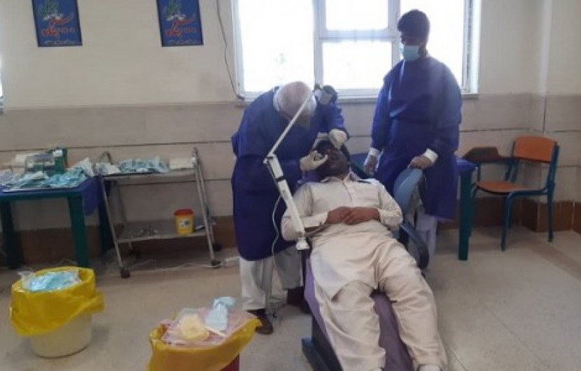 اردوهای جهادی، نقطه امید نیازمندان در مناطق محروم/630نفر در ایرانشهر خدمات رایگان دندانپزشکی دریافت کردند